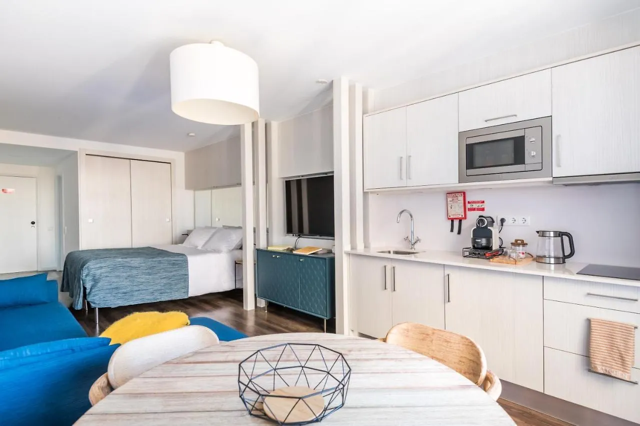 Marina Club Studio Apartment Funchal